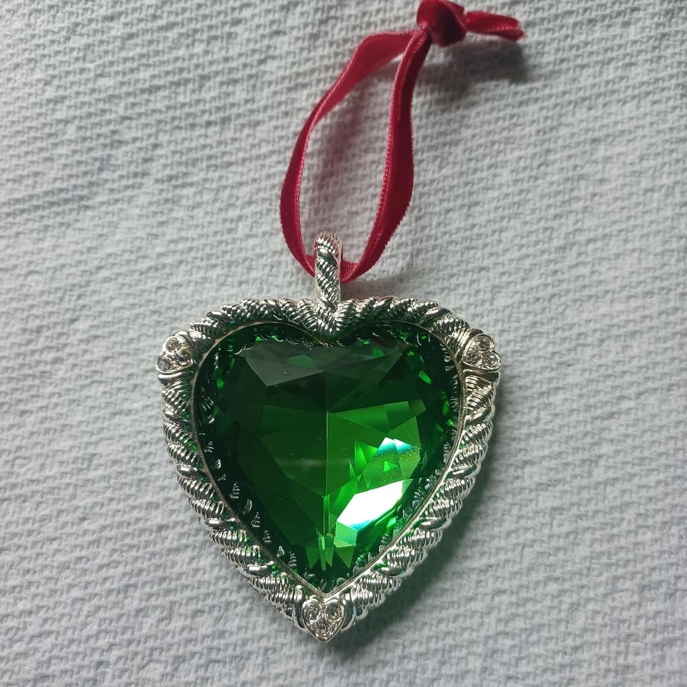 Judith Ripka Ornament Silvertone Green Crystal Heart In Original Box